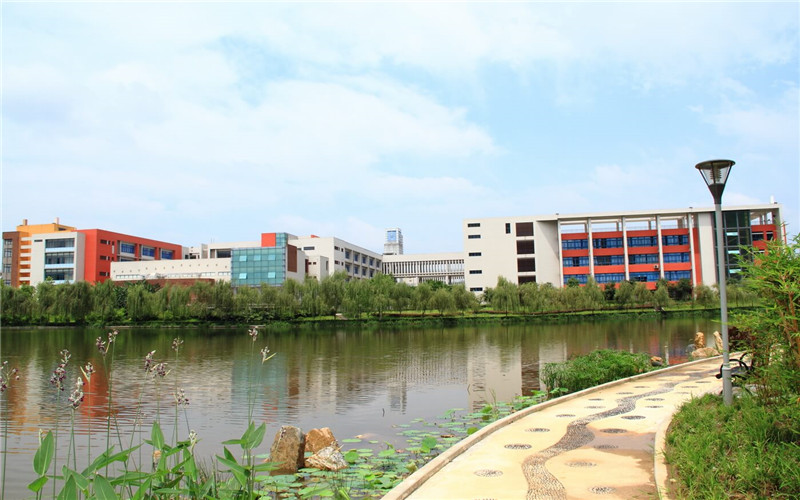 重庆工商职业学院对口单招